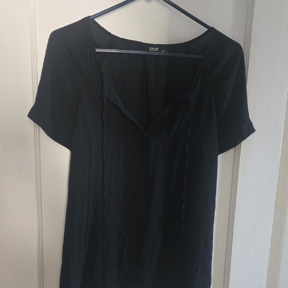 a.n.a Elegant Black V-Neck Blouse